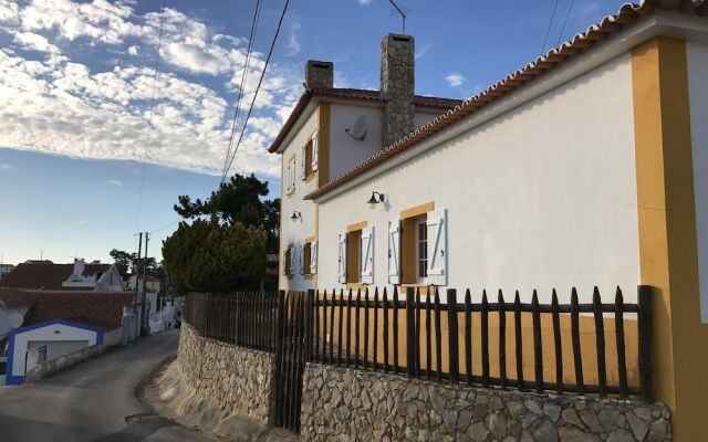 House With 4 Bedrooms in Ericeira, With Wonderful sea View, Enclosed G