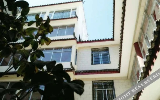 Shuangfu Hostel