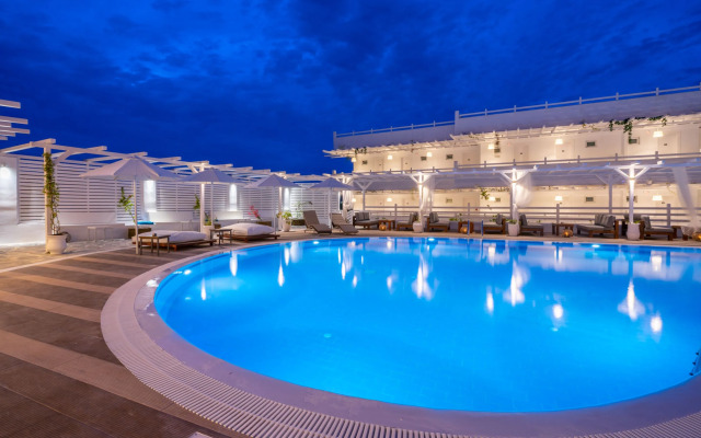 Aloe Hotel