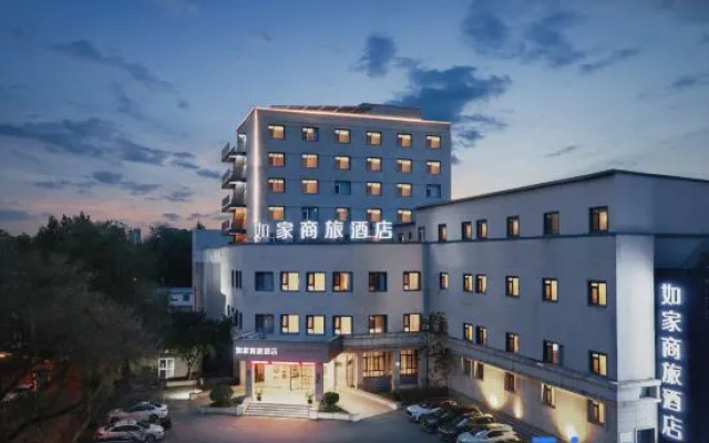 Homeinn Selected Hotel (Shenyang Changjiang North Street Beiling Park)