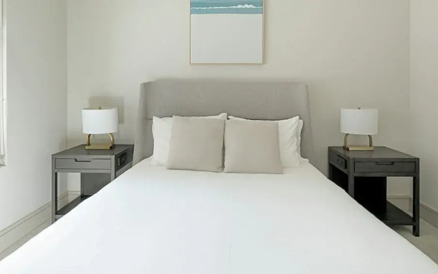 The Hayworth Apartments By Barsala