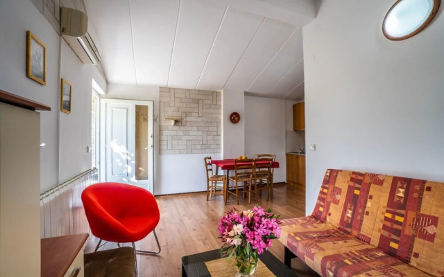 Perci- Cosy and Comfortable - A1 Novi