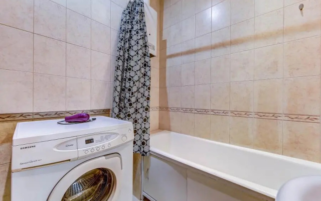 Гости Любят на Юрия Гагарина 35