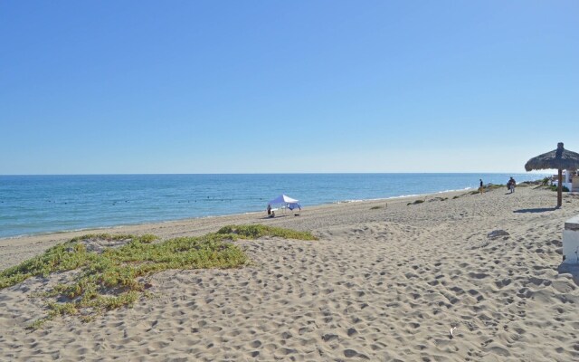Playa Romantica by RedAwning