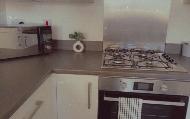 Impeccable 3-bed House in Northampton