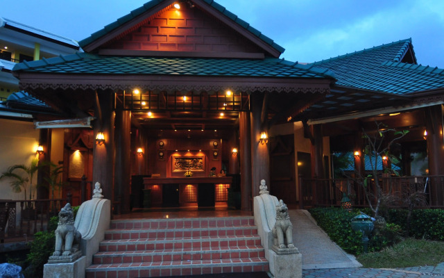 Baan Karonburi Resort