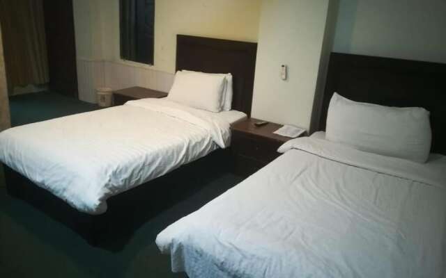 Hotel Heaven Heights