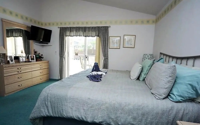 663 4-bedroom Pool Home, Eagle Pointe Kissimmee