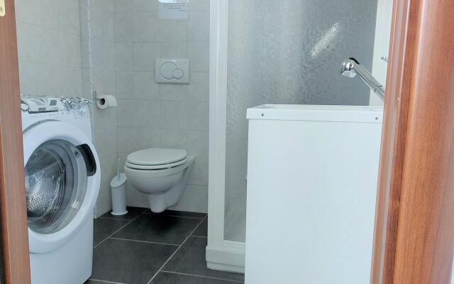 Welcomely - Senyera Apartment