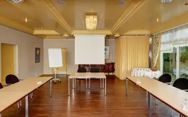 Alfa-Hotel