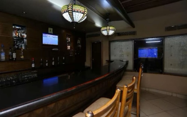 Revking at Hotel Batra