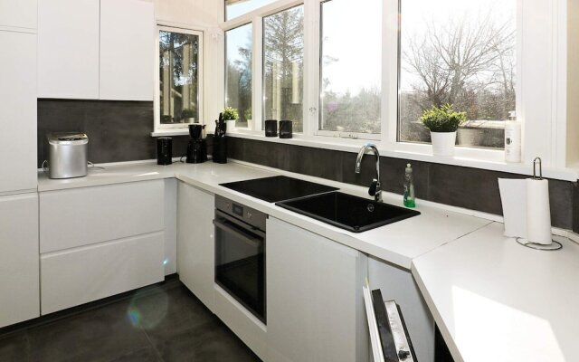 10 Person Holiday Home in Hadsund-by Traum