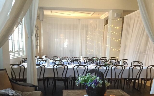 The Richmond Hotel - Adelaide