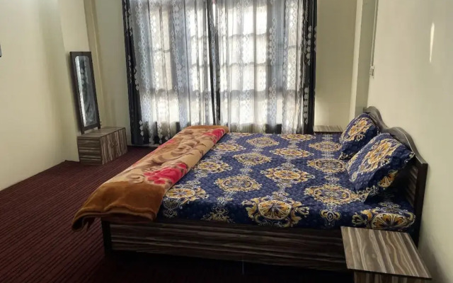 Goroomgo Burge Green Guest House