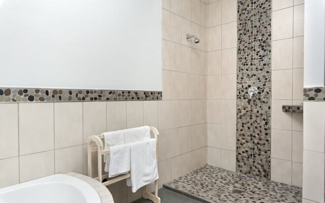 Thomson's Accommodation