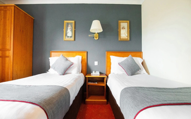 The Gables Hotel
