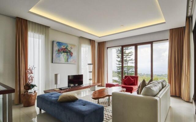Harmony Hilltop City View 4BR Villa With Pool