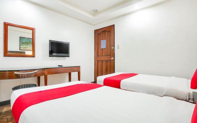 OYO 406 Royal Parc Inn & Suites