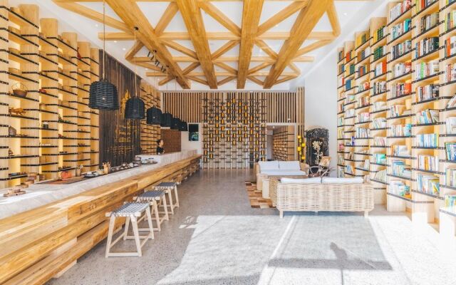 Atour Hotel Nanxu Ave Zhenjiang