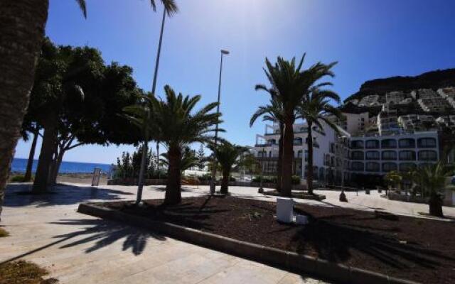 Riviera Peace