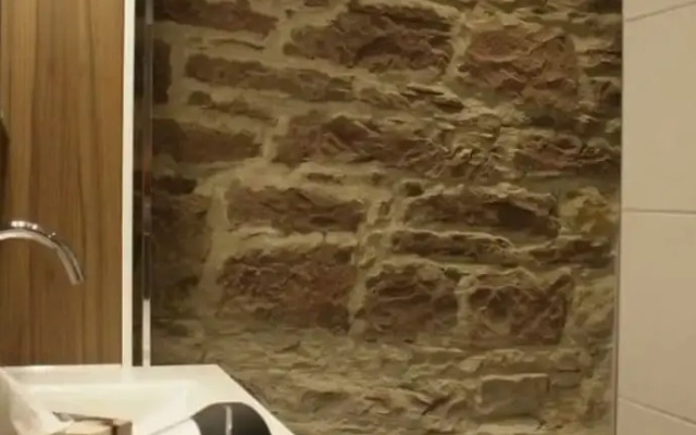 Tranquil Apartment Near Lake