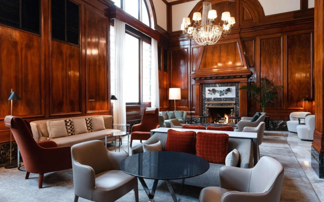 The Benson Portland, Curio Collection by Hilton