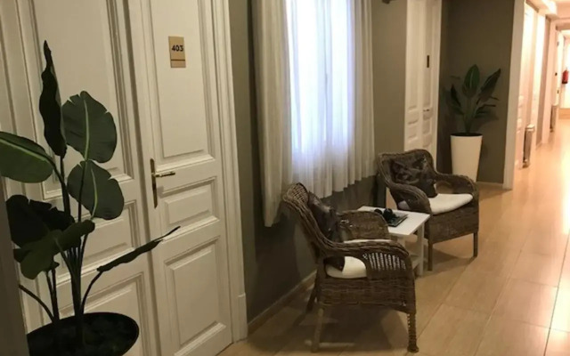 Aneto Hotel