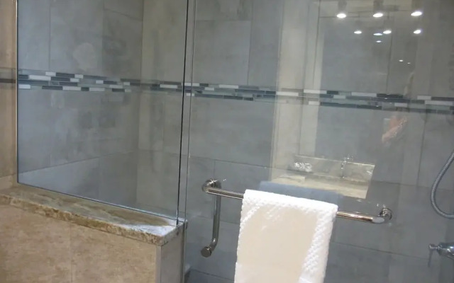 Bluewater Resort 405