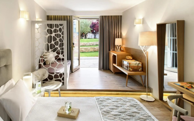Portes Beach Hotel