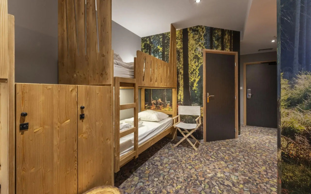 Hotel Base Camp Lodge - Bourg Saint Maurice