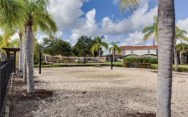 Roomy Town Home, Mickey-themed Bedroom! #4bv550