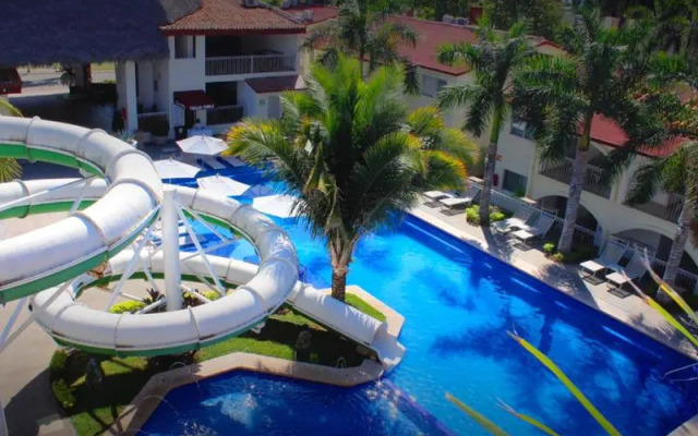 Los Picos Hotel & Suites Bucerias