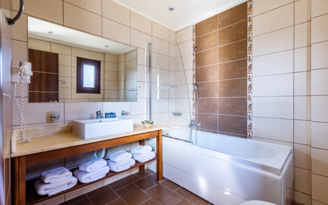 Skopelos Holidays Hotel & Spa