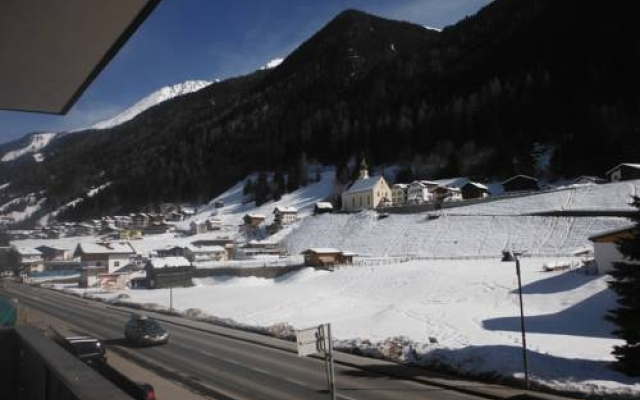 Ferienwohnung Annelies/Haus Tyrol