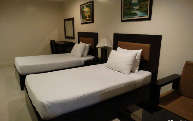 Paragon Tower Hotel