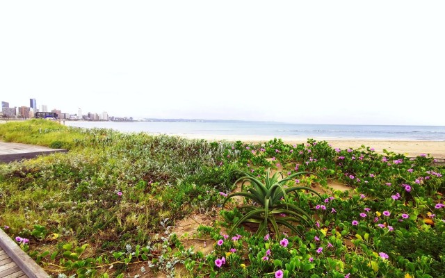 Ocean Whisper, 180 degree Ocean View, 605 Quayside