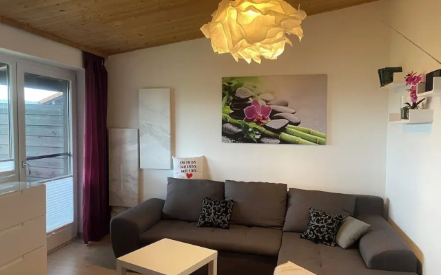 Stylish Apartment With Modern Amenities and Scenic Views
