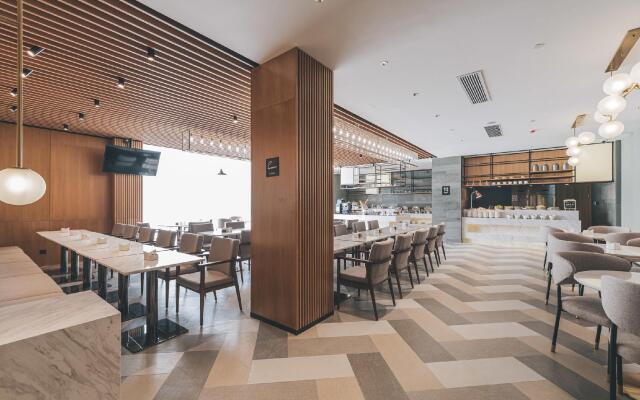Atour Hotel Ningbo Jishigang Outlets