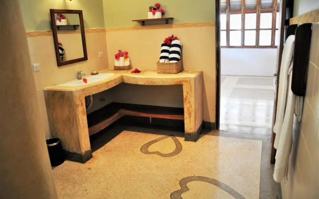 Alibi's Well Villa