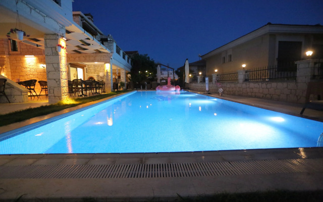 Fizzio Alacati Hotel