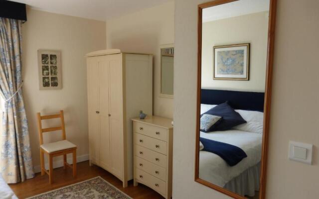 L'Hirondelle Chambres d'Hotes