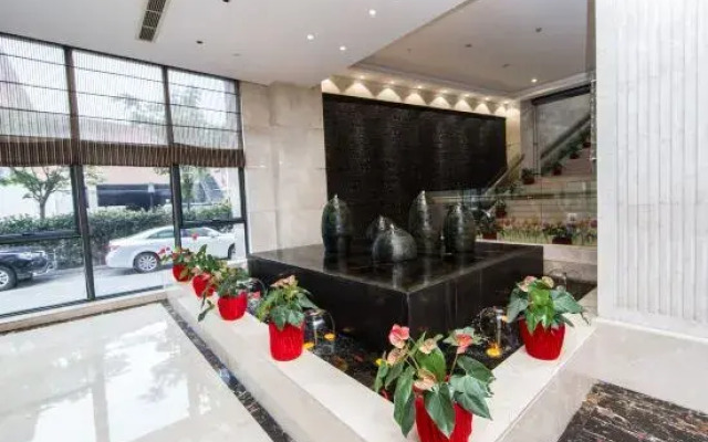 Garden International Hotel