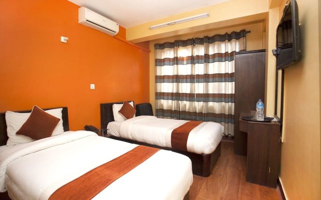 Spot On 380 Hotel Pashupati Plaza