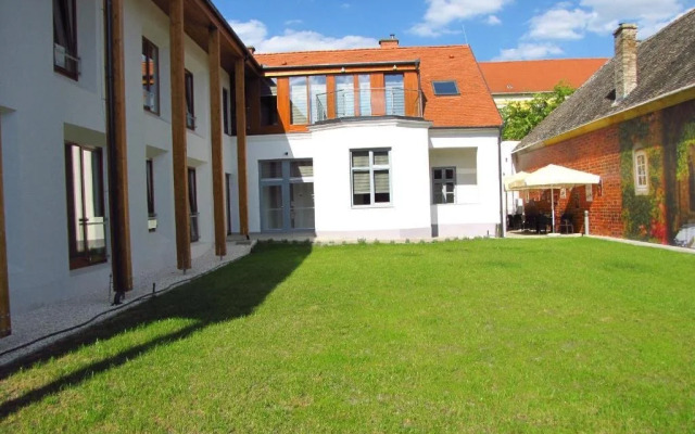 Pilvax Hotel Kalocsa