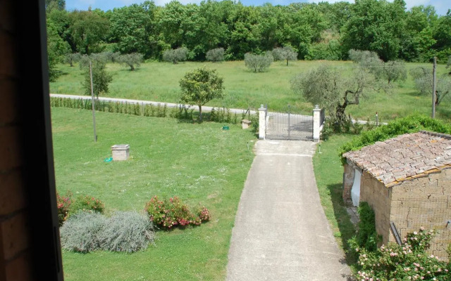 Casale in Teverina