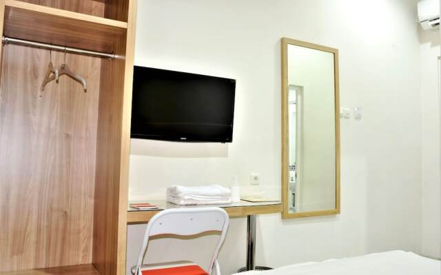 ZEN Rooms Basic Pegangsaan Kelapa Gading