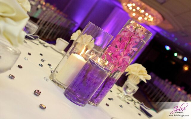 Crowne Plaza Hotel Chicago-Northbrook