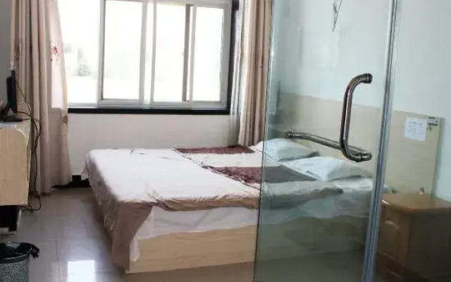 Bazhou Ruisheng Hotel