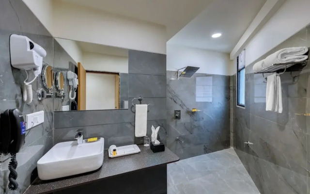 Comfort Inn sapphire Chandkheda