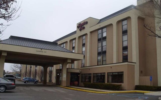 Hampton Inn Indianapolis-East (Baymont Inn & Suites Indianapolis-East)